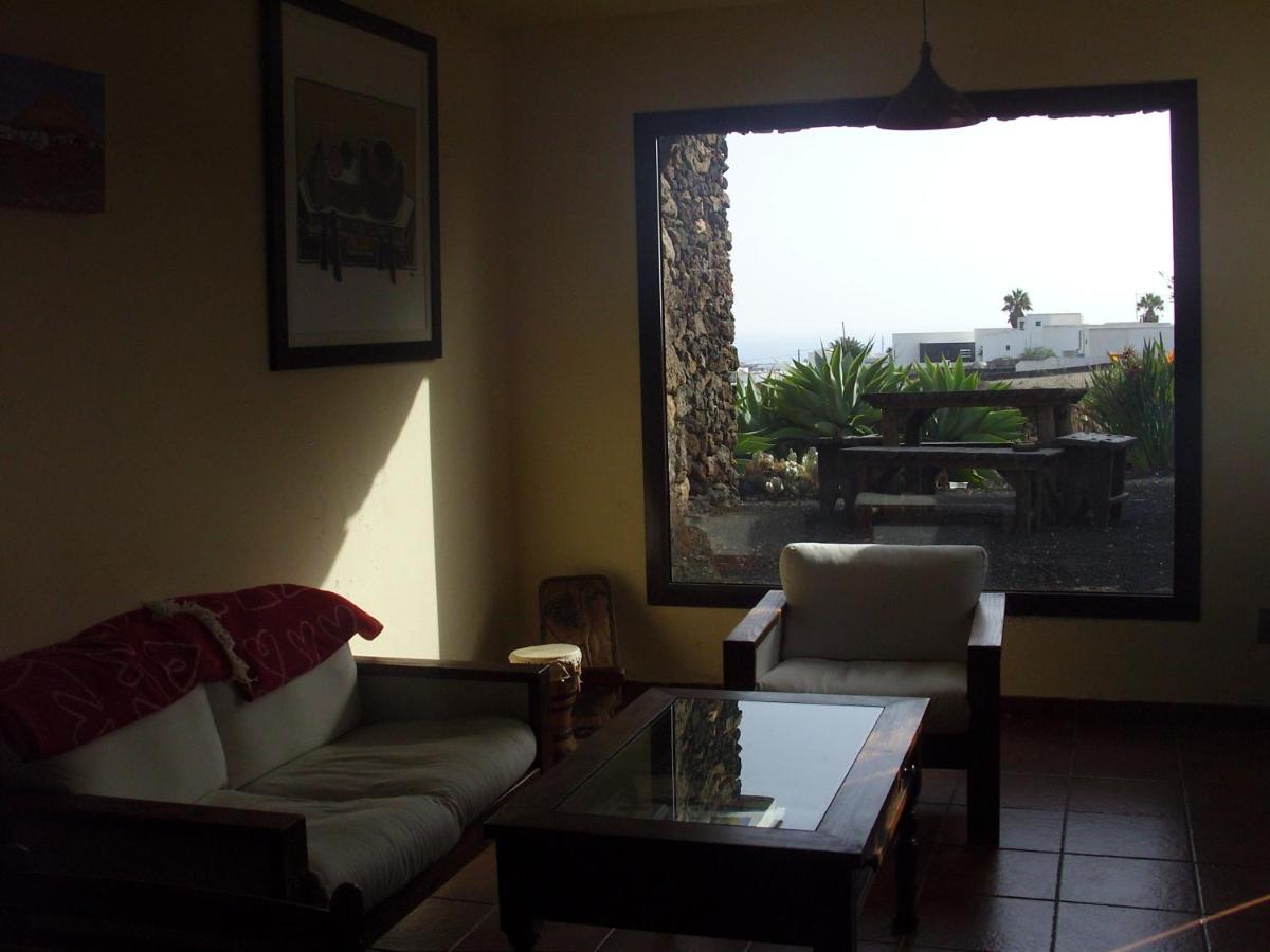 Casa La Tahonilla Apartment ติอาส ภายนอก รูปภาพ