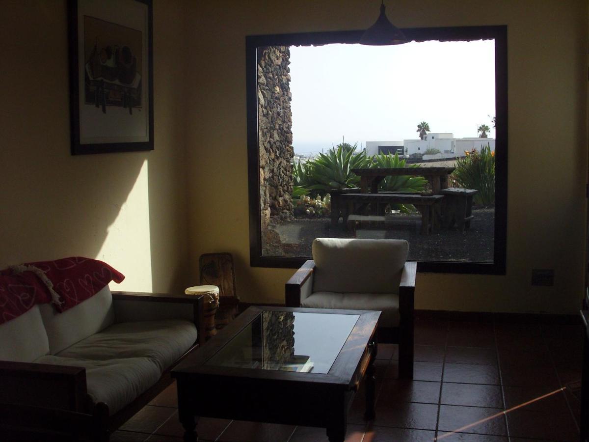 Casa La Tahonilla Apartment ติอาส ภายนอก รูปภาพ